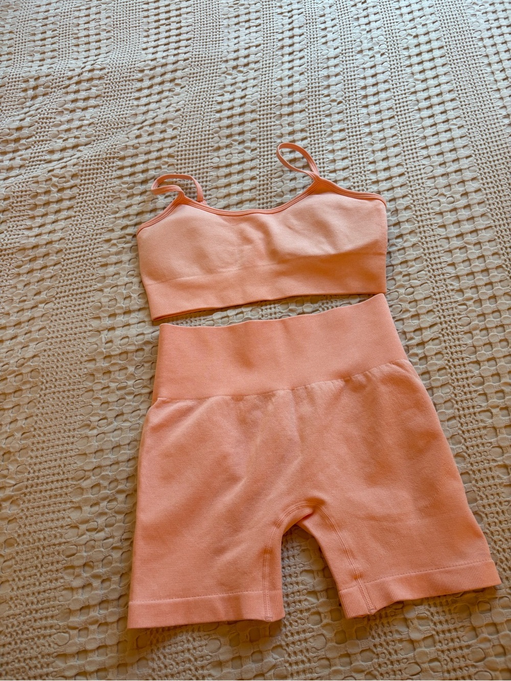 Peach Seamless Two-Piece Active Set